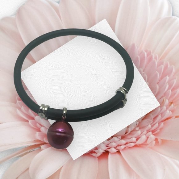 Silver Fresh Water Ringed Pearl Silicon Rubber Bracelet - Picture 2 of 2